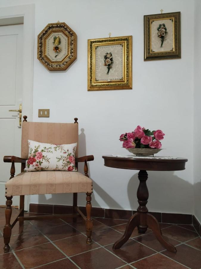 Da Rosali Bed & Breakfast Sorrento Eksteriør bilde